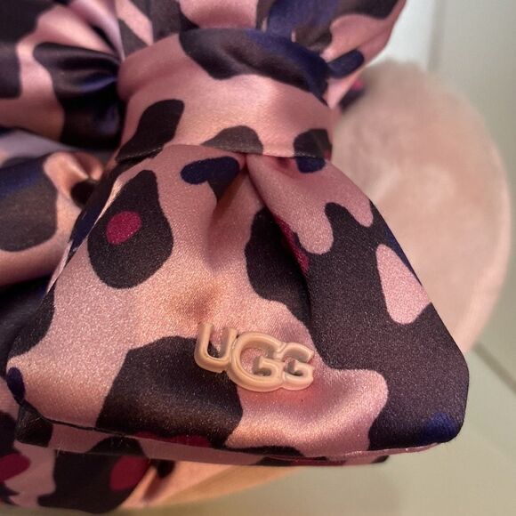 UGG Pink Satin Leopard Bow Slippers Womens Cozy Y2K Soft Girl Loungewear Girly - Picture 7 of 10